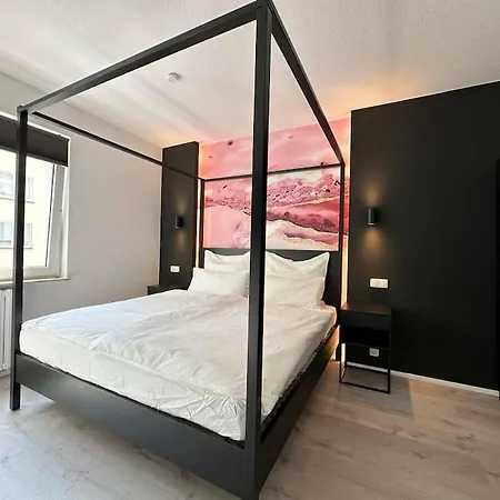 With Wifi, Kitchen And 4k Tv